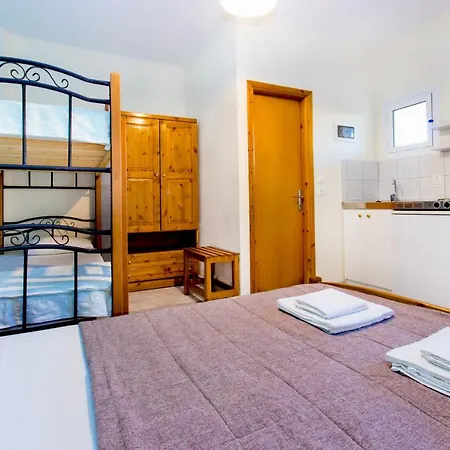 Hotel Aithrion 1