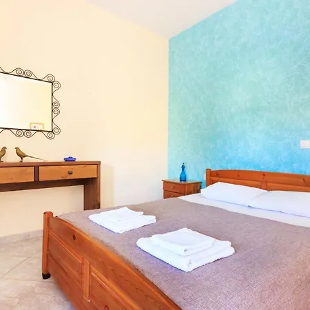 Hotel Aithrion 1