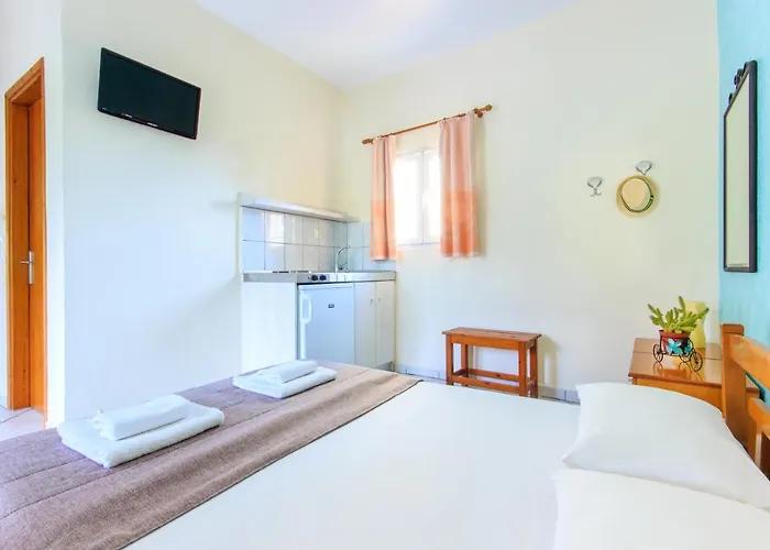 Aithrion 1 Hotel